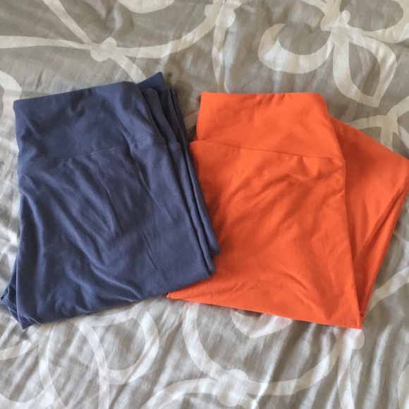LuLaRoe Pants - NWOT LuLaRoe OS Leggings